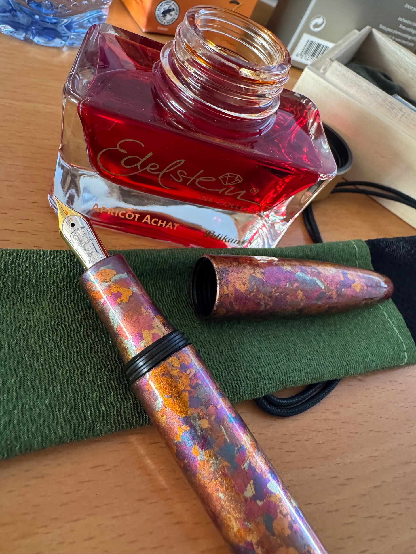 Taccia Leisurely Passage of Time- Sunset Sky Fountain Pen-Medium Fine Nib