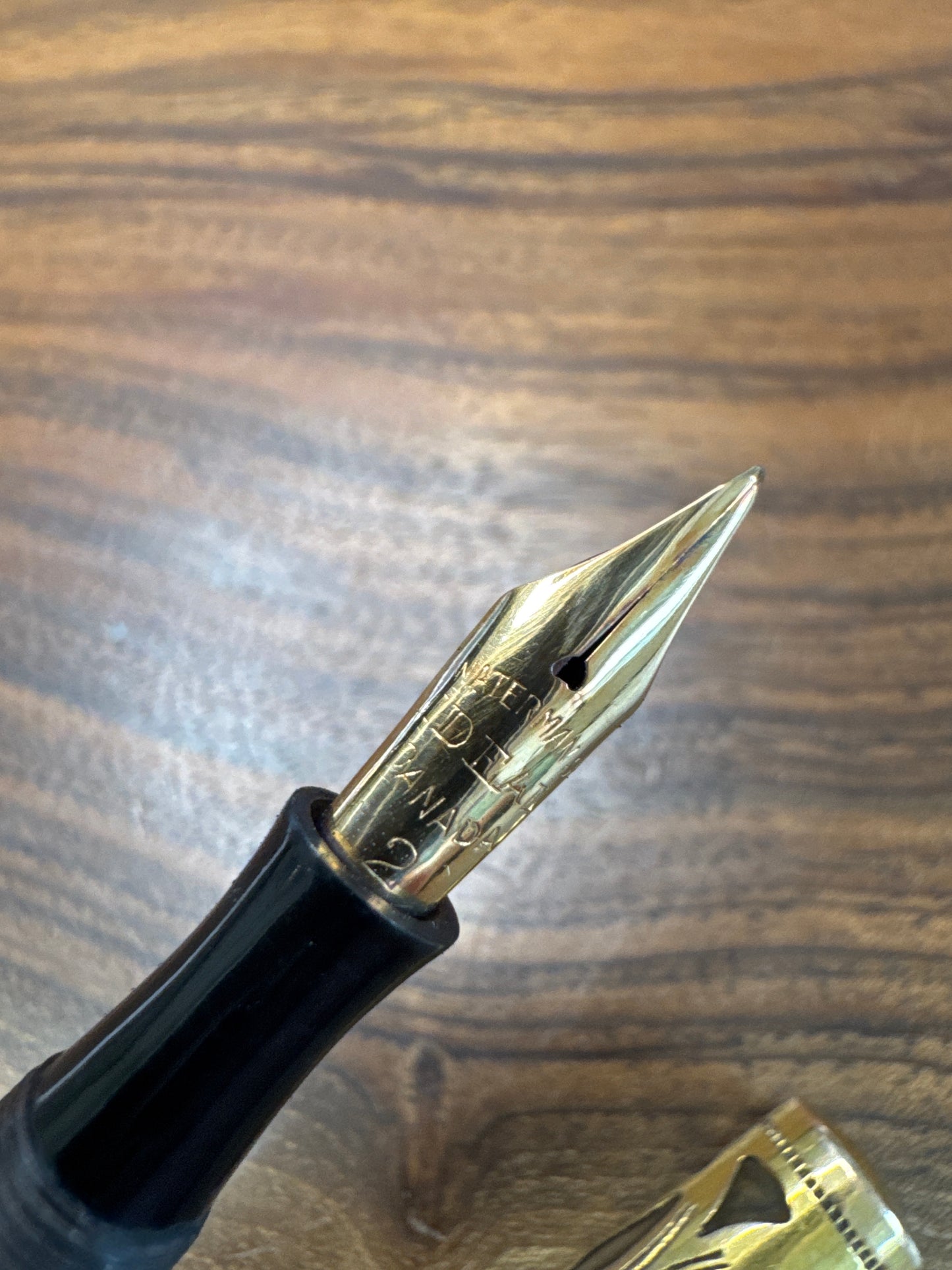 Watermans Fountain Pen Gold Overlay 0552 1/2