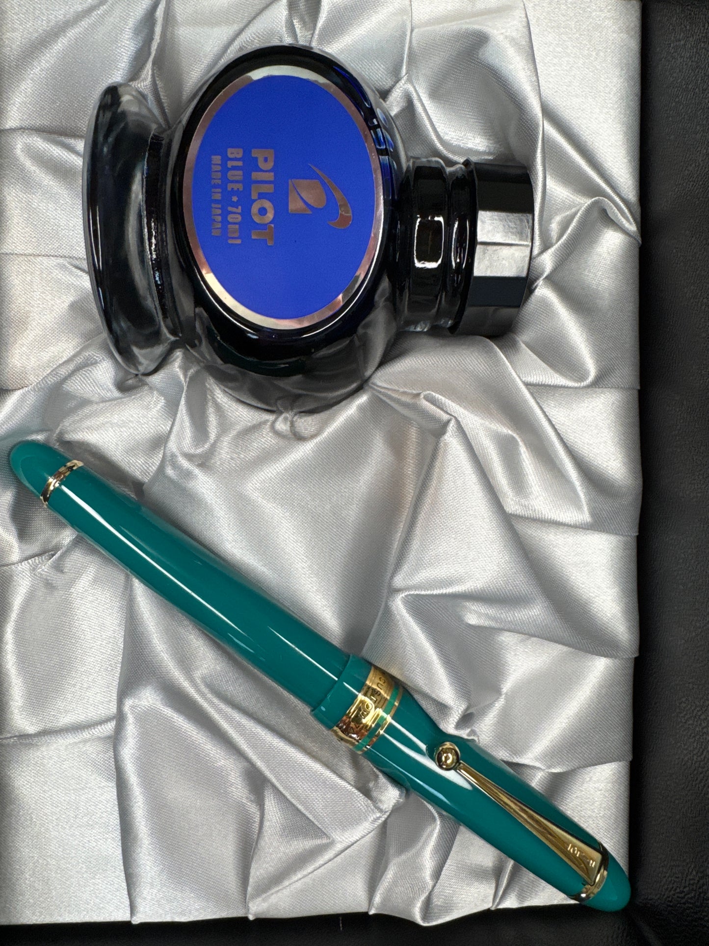 Pilot Custom 743 Fountain Pen Verdigris Medium Nib