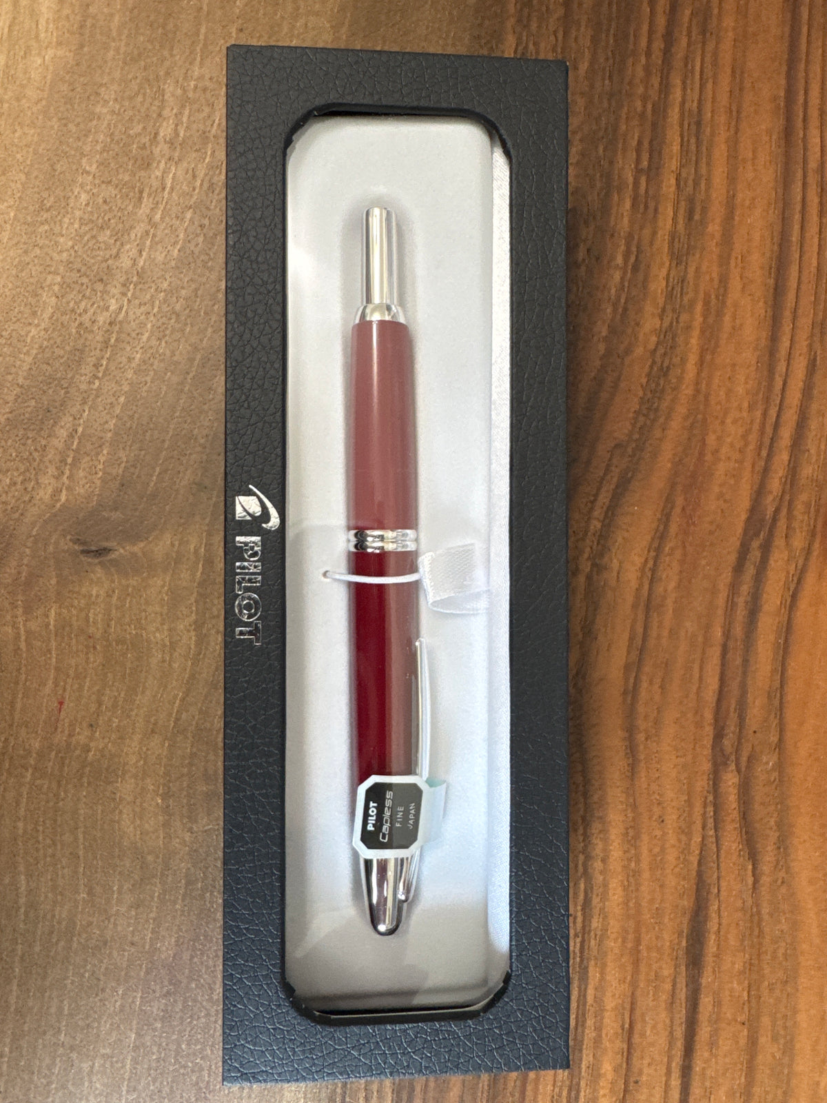 Pilot Vanishing Point with Rhodium Trim