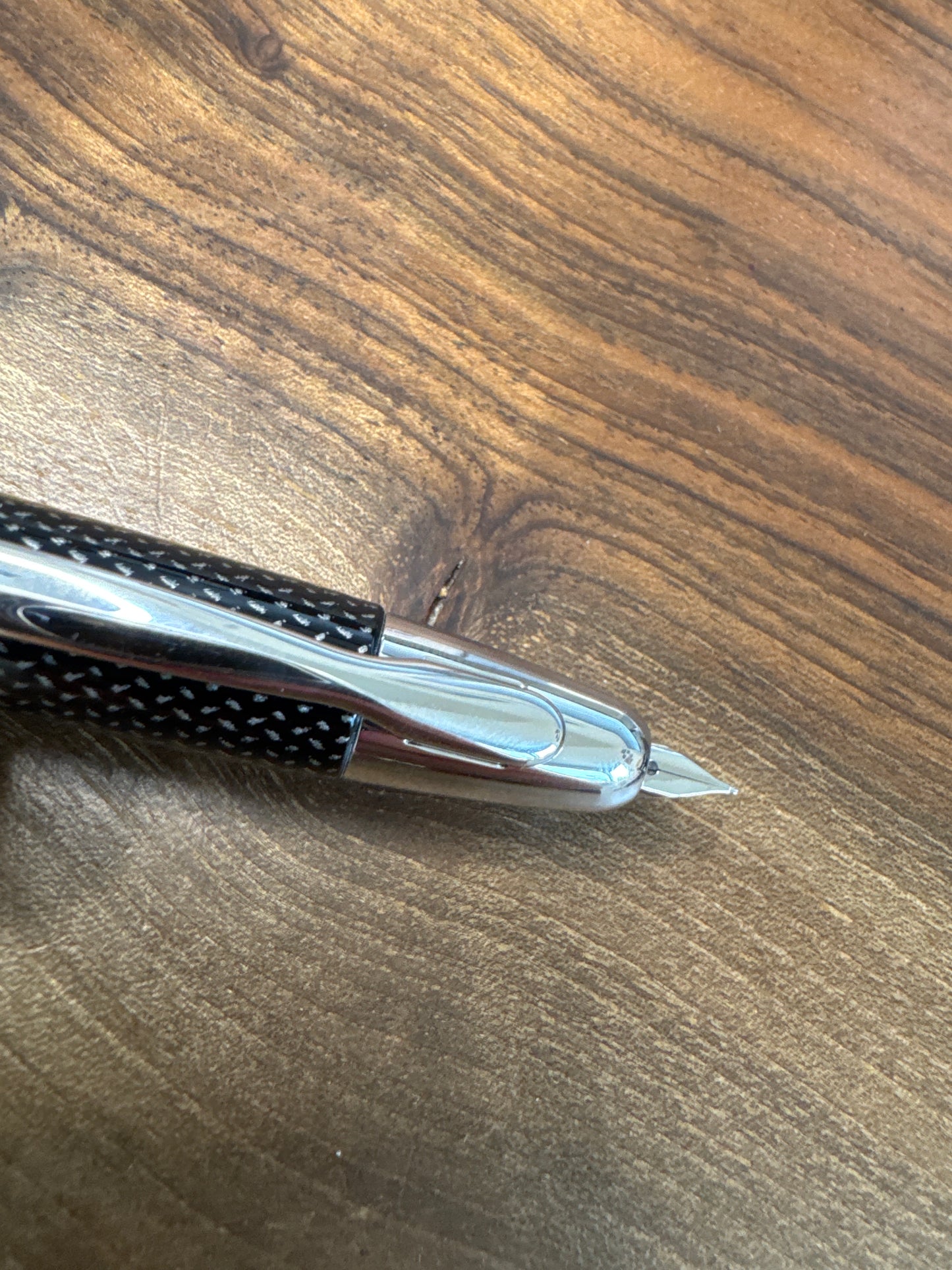 Pilot Vanishing Point Black Carbonesque Fine Fountain Pen