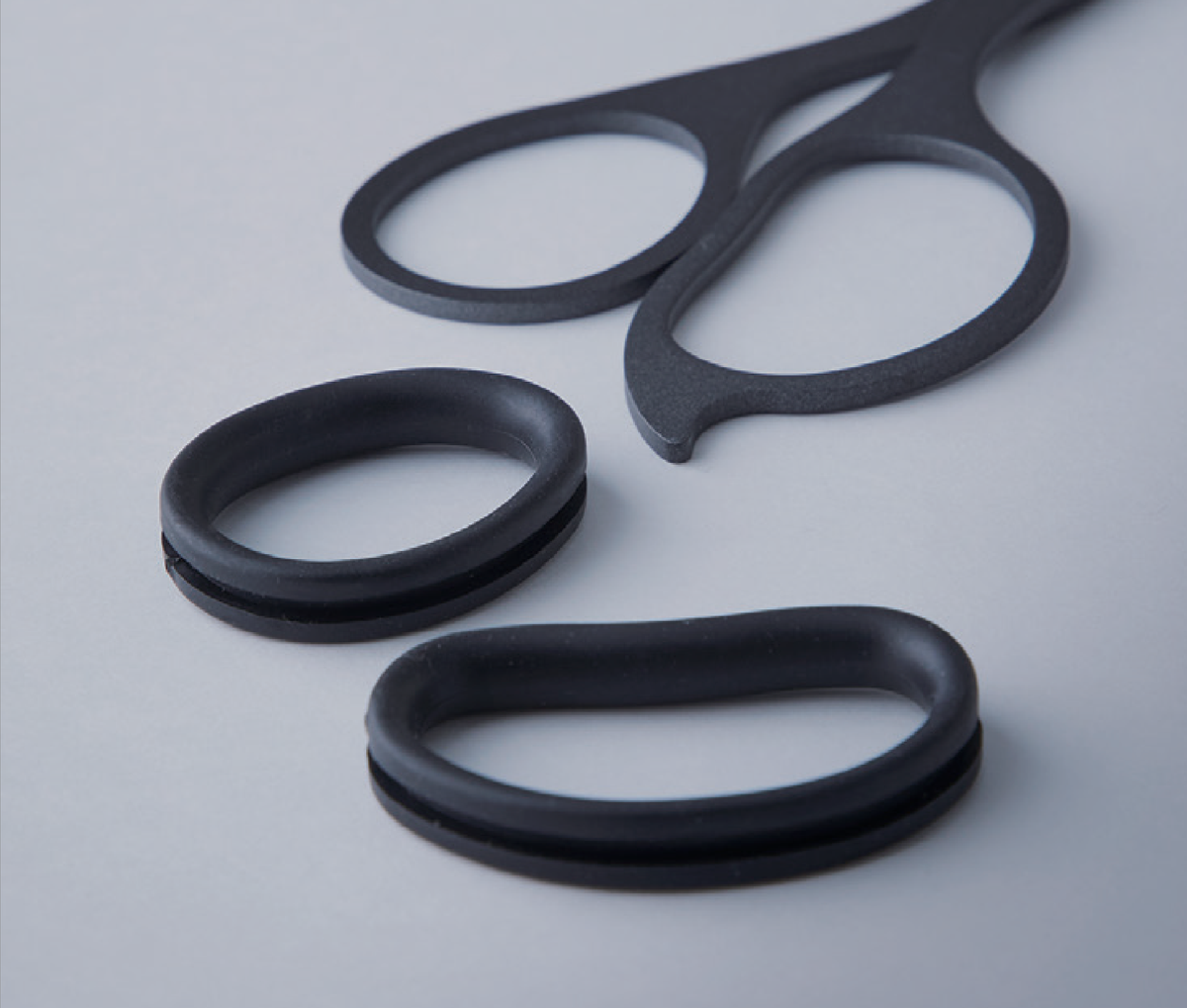 Hikigiri Slim Scissors for Delicate Cutting Dark Gray
