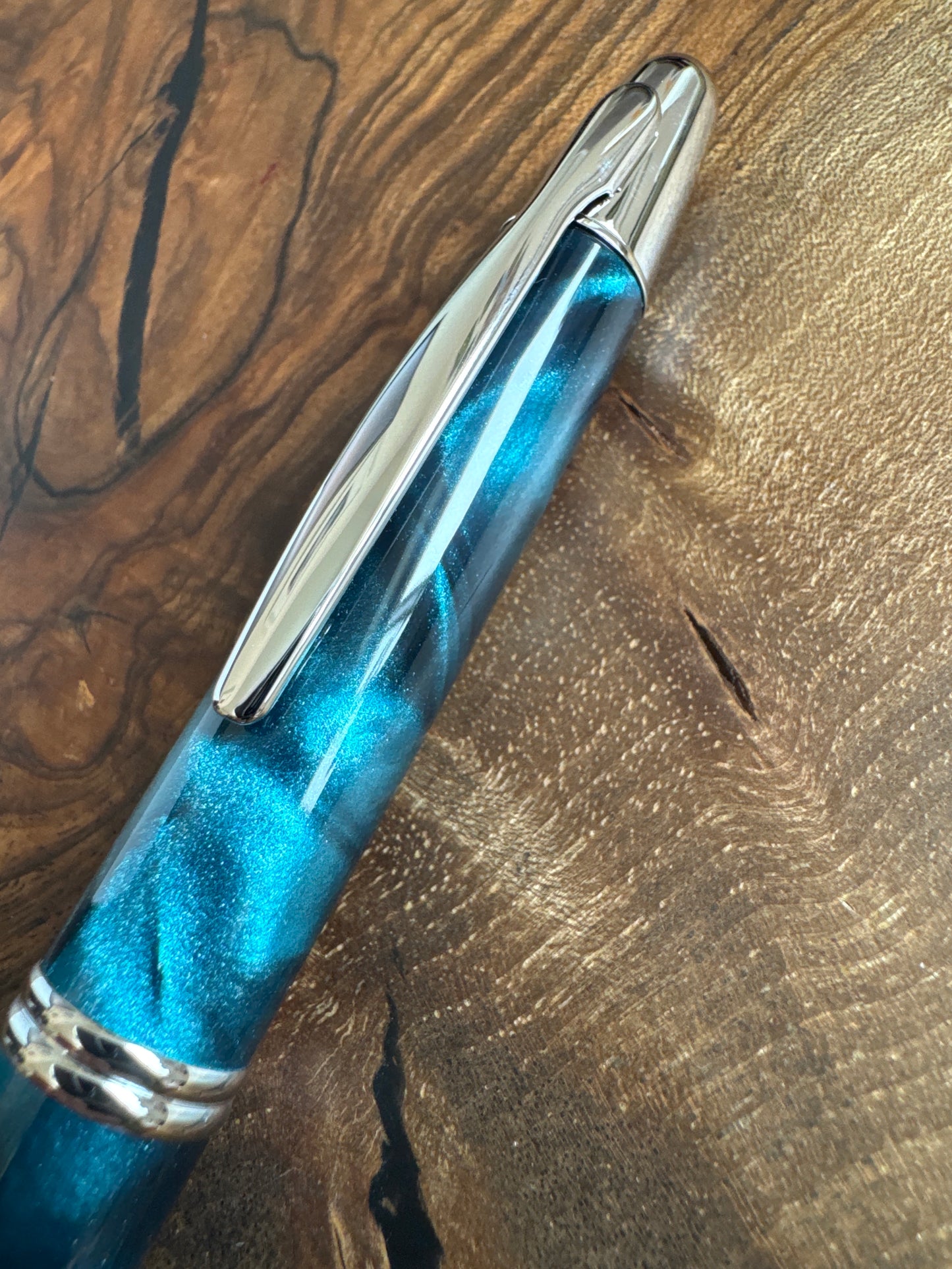 Pilot Vanishing Point Heritage Green Marble Medium Nib