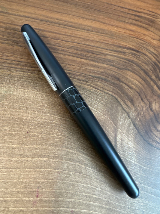 Pilot Metropolitan Black Croc Fountain Pen