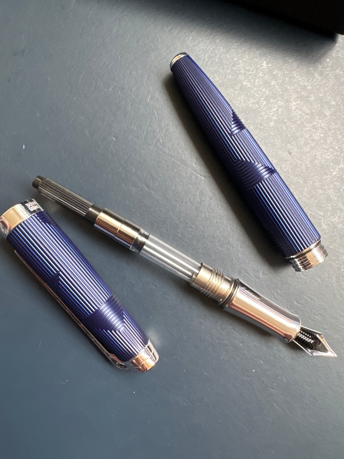 Caran d'Ache Leman Bleu Marin Fountain Pen Fine Nib