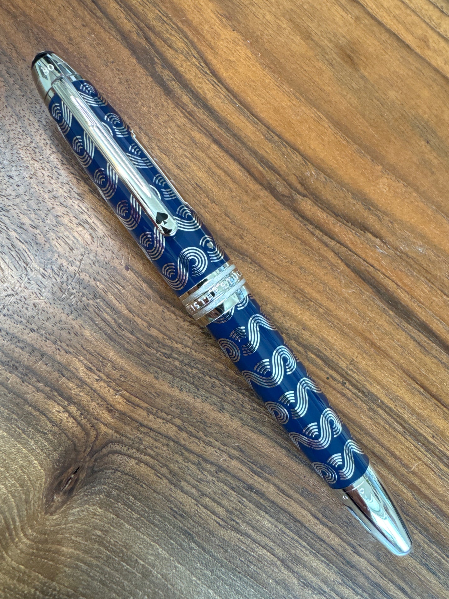 Montblanc Around the World In 80 Days Solitaire Fountain Pen