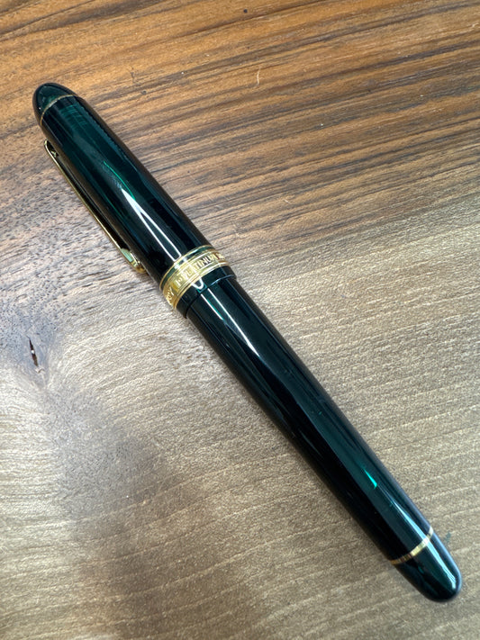 Platinum Century 3776 Laurel Green Fountain Pen C nib