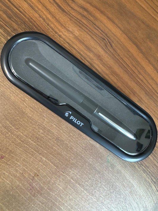 Pilot Metropolitan Black Fountain Pen Calligraphy Medium