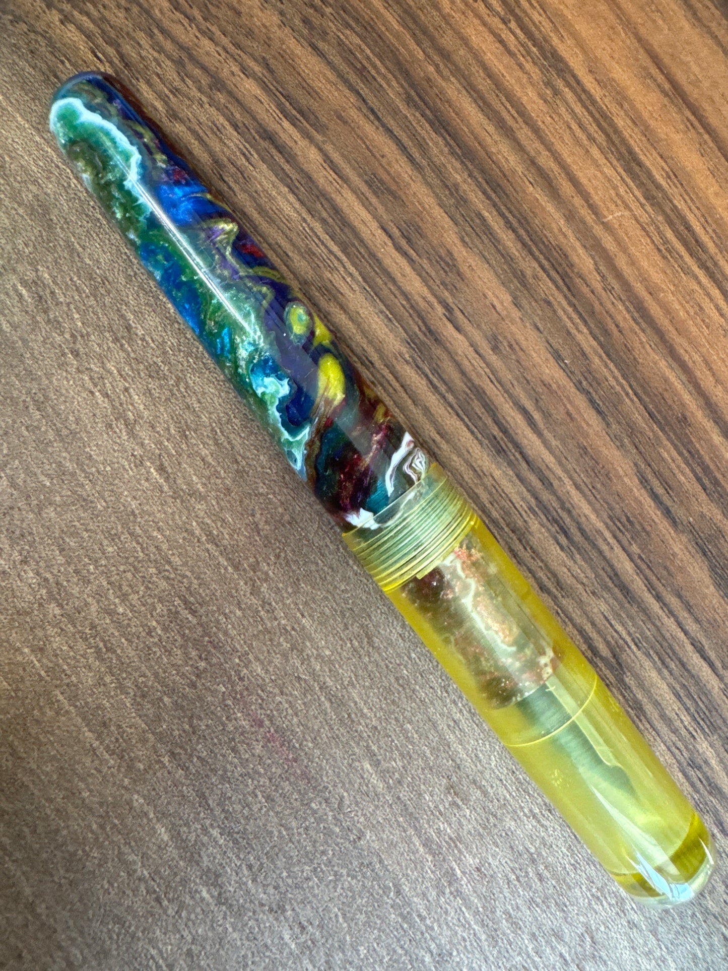 Hinze Pen Co Taschenstift Fountain Pen Atlantis Rising w/acrylic cap