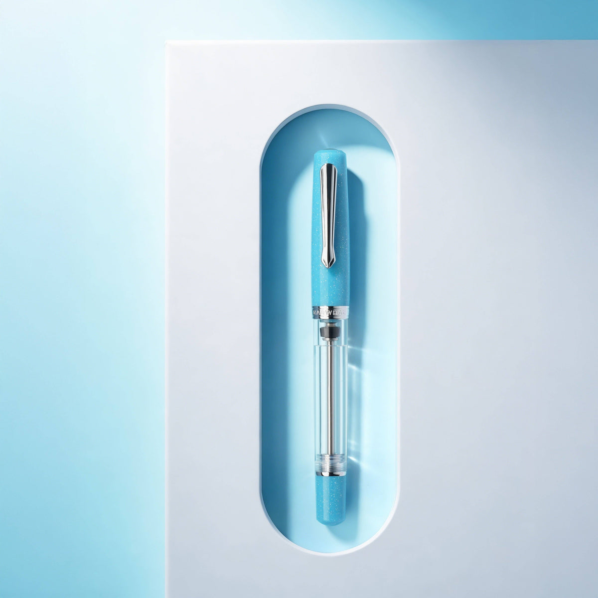 Nahvalur Original Plus Powder Blue Fountain Pen: Medium