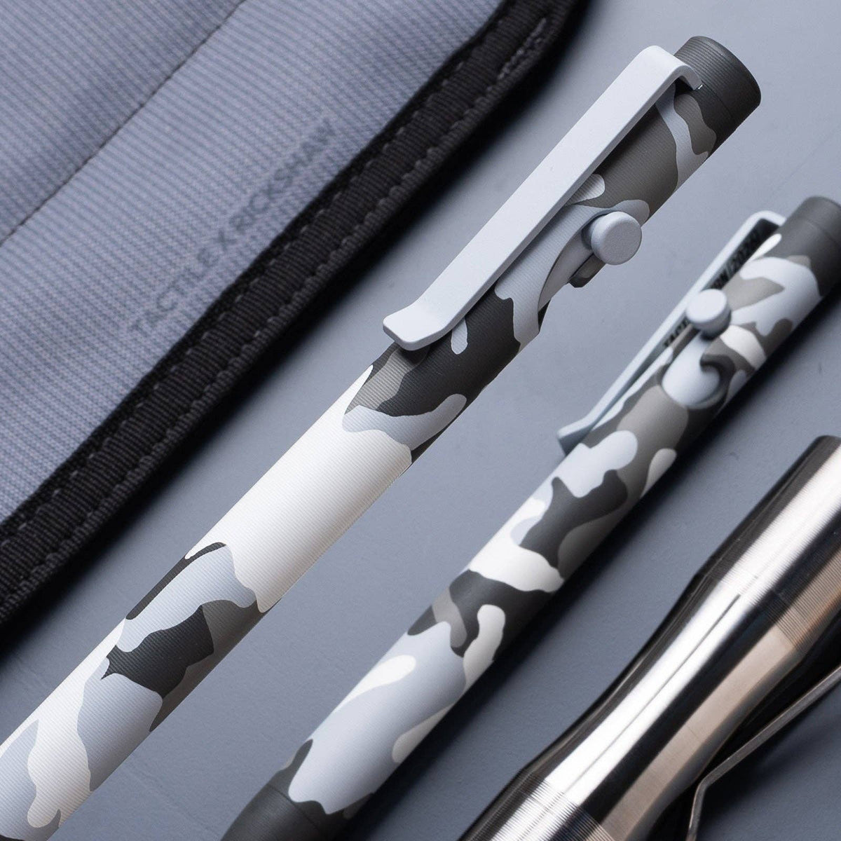 Camo Bolt Action Pen: Desert / Standard