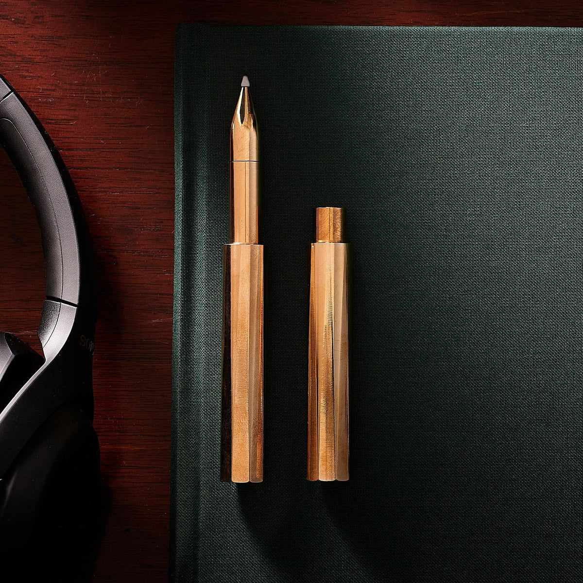Tom's Studio Brass Wren Gift Set