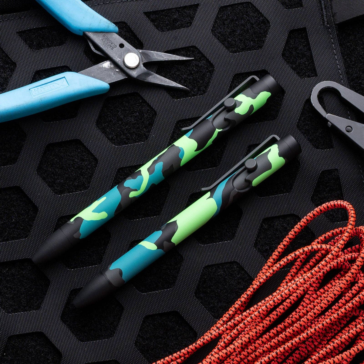 Camo Bolt Action Pen: Desert / Standard