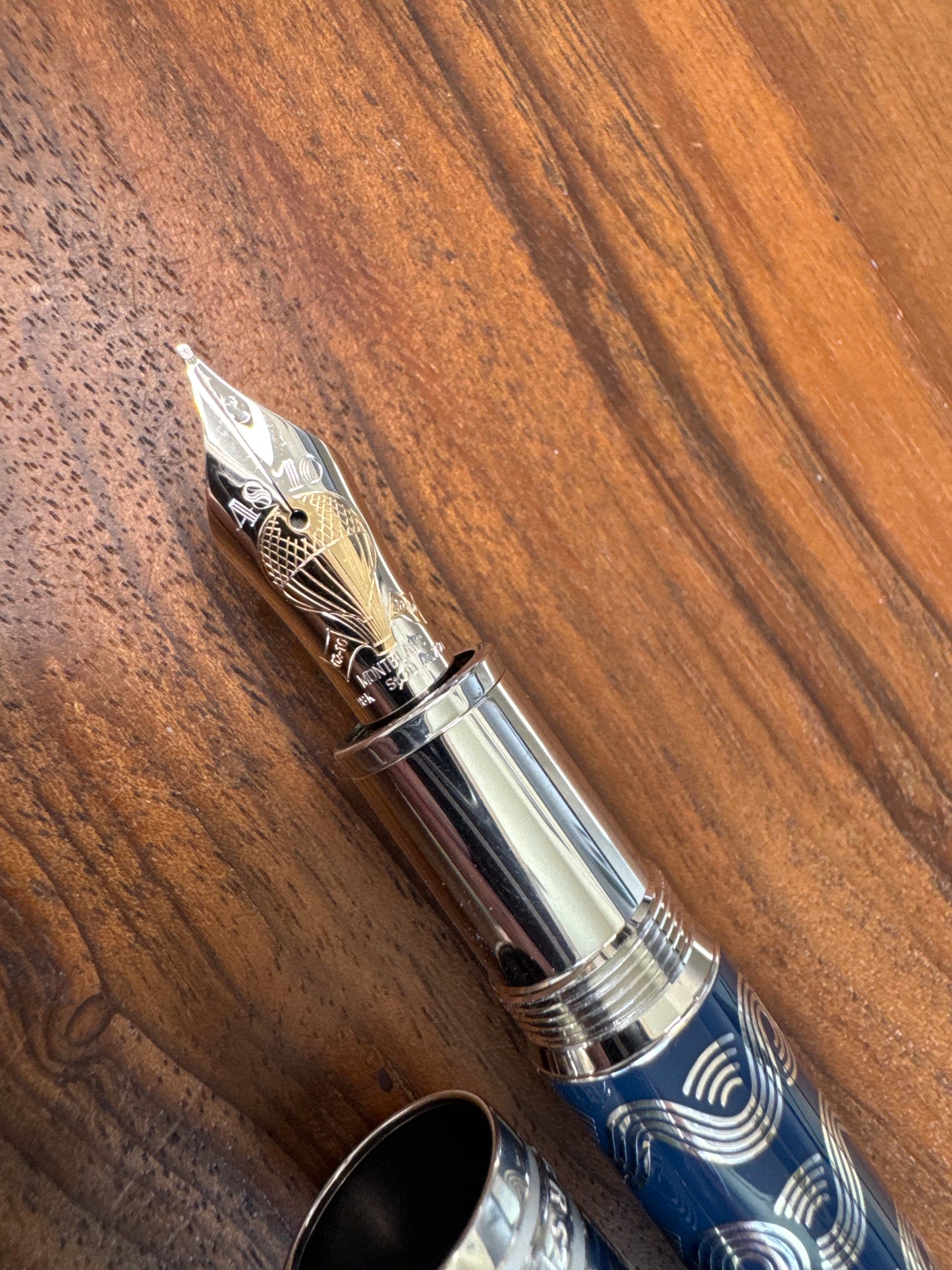 Montblanc Around the World In 80 Days Solitaire Fountain Pen