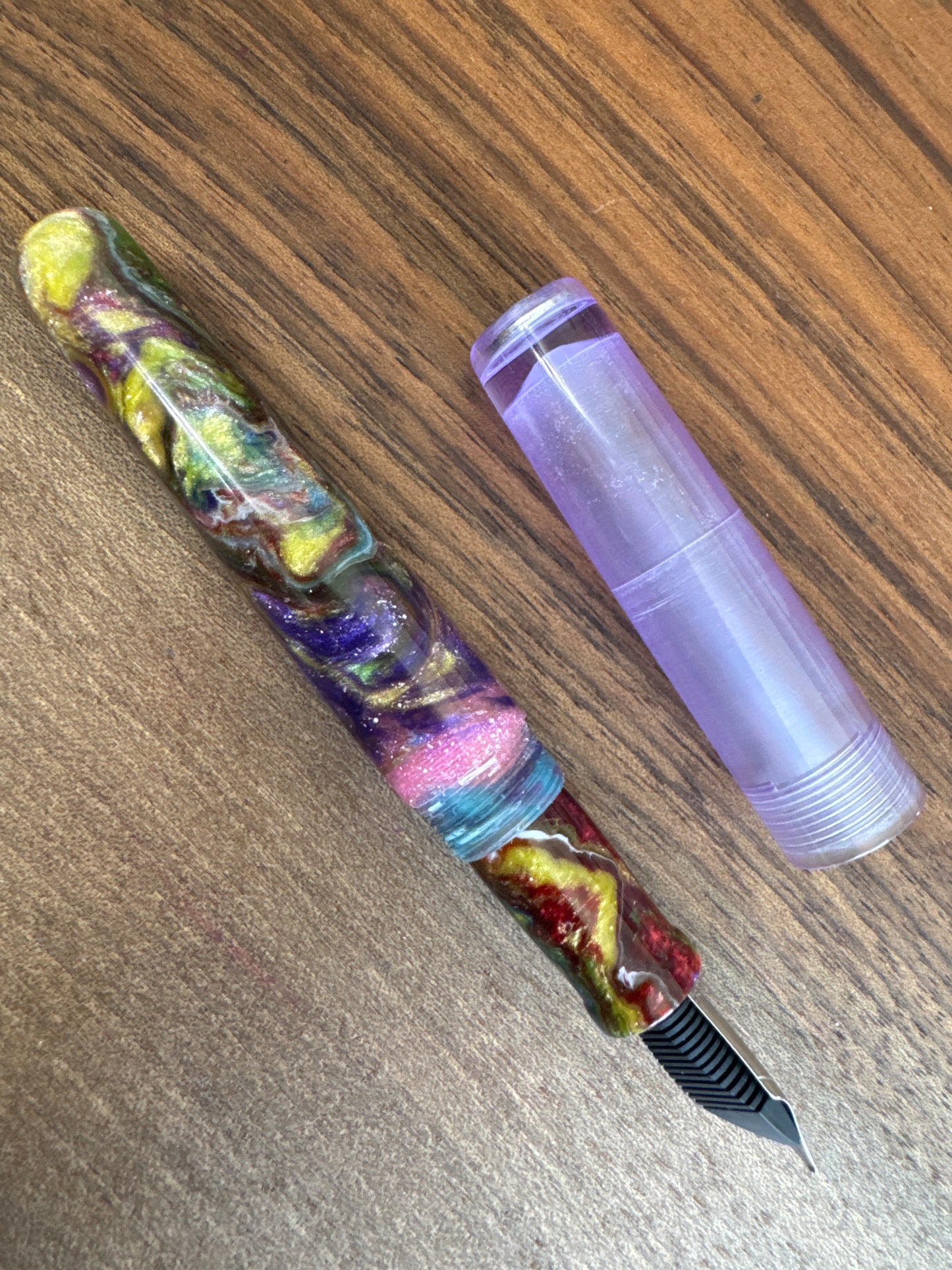 Hinze Pen Co Taschenstift Fountain Pen Atlantis Rising w/acrylic cap