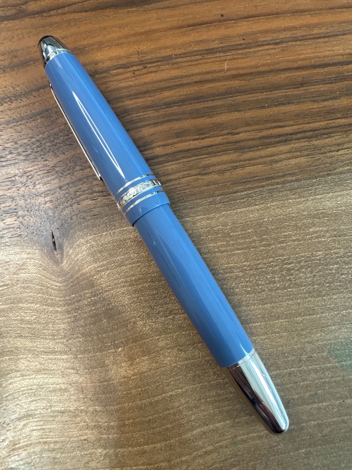 Montblanc Glacier LeGrand (146) Fine Nib Fountain Pen