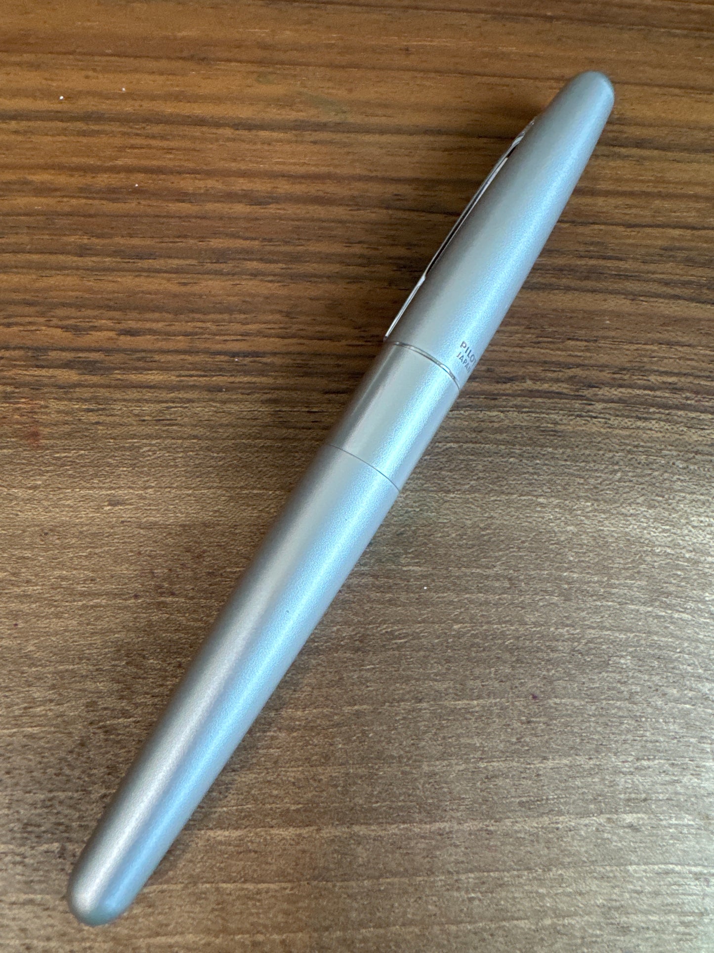 Pilot Metropolitan Silver Fountain Pen Medium