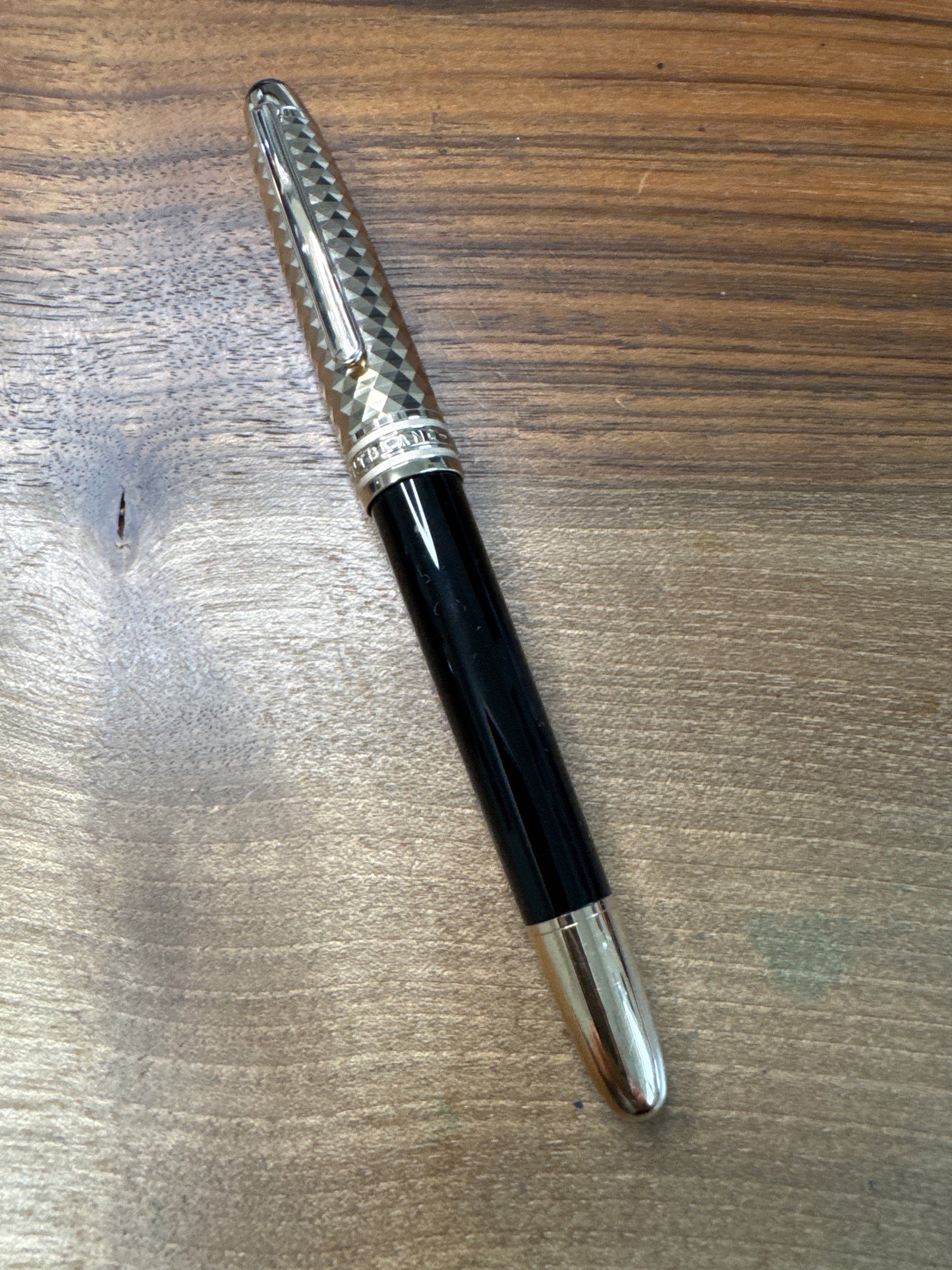 Montblanc Geometry Doue Fountain Pen