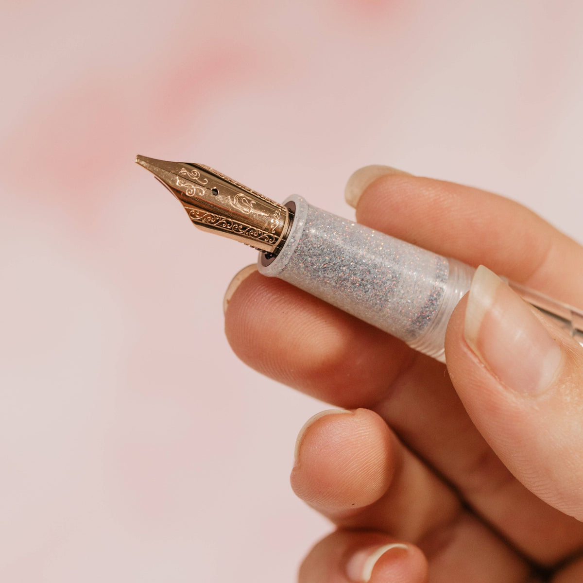 Nahvalur Original Plus Matira Quartz Fountain Pen: Medium