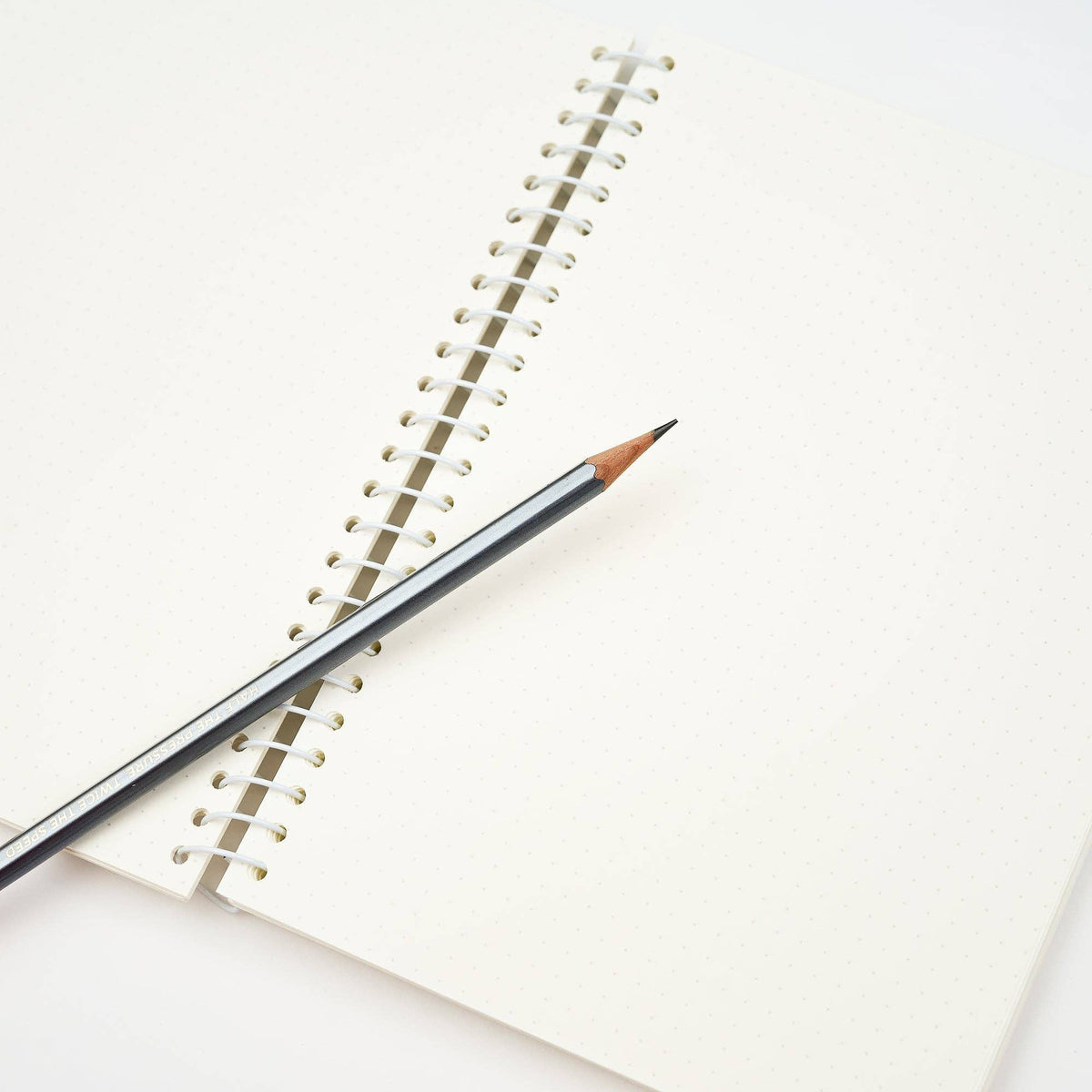 Blackwing A5 Spiral Notebook - White: Blank