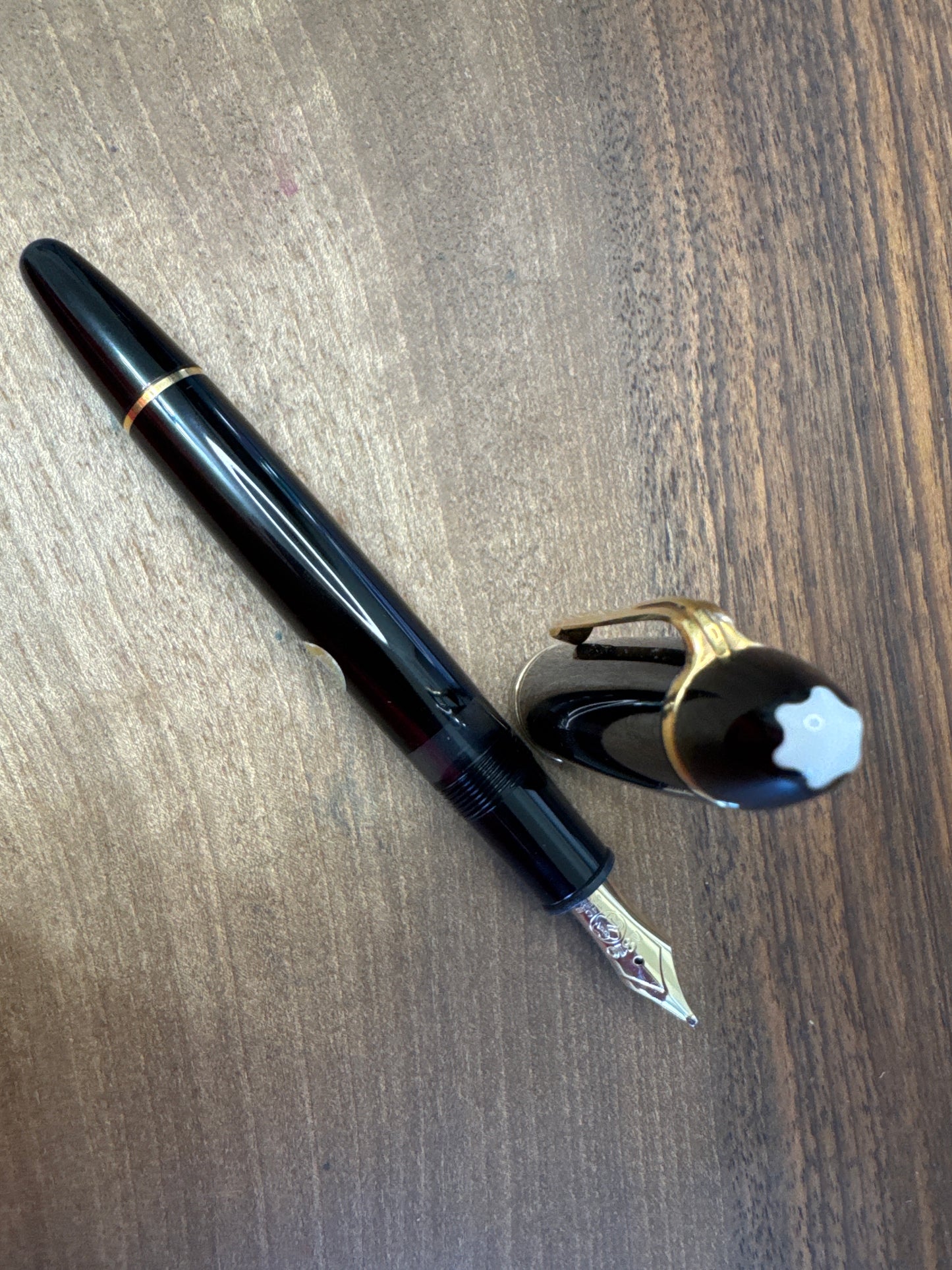 Montblanc Legrand 146 Fountain Pen 14c BB nib
