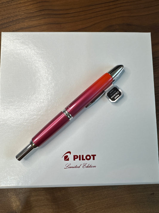 Pilot Limited Edition 2017 Crimson Sunrise Vanishing Point Fountain Pen