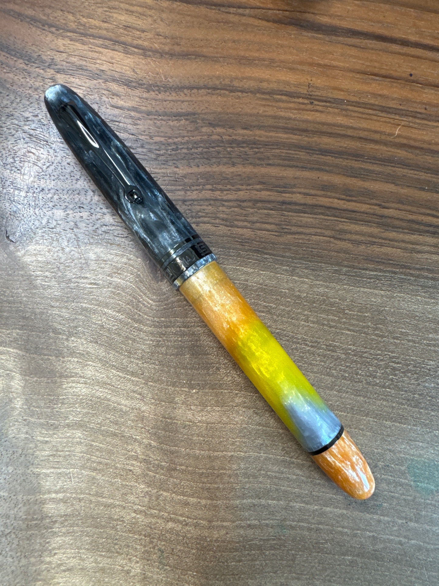 Omas Ogiva California Sunset Ca Pen Show 2025 (M)