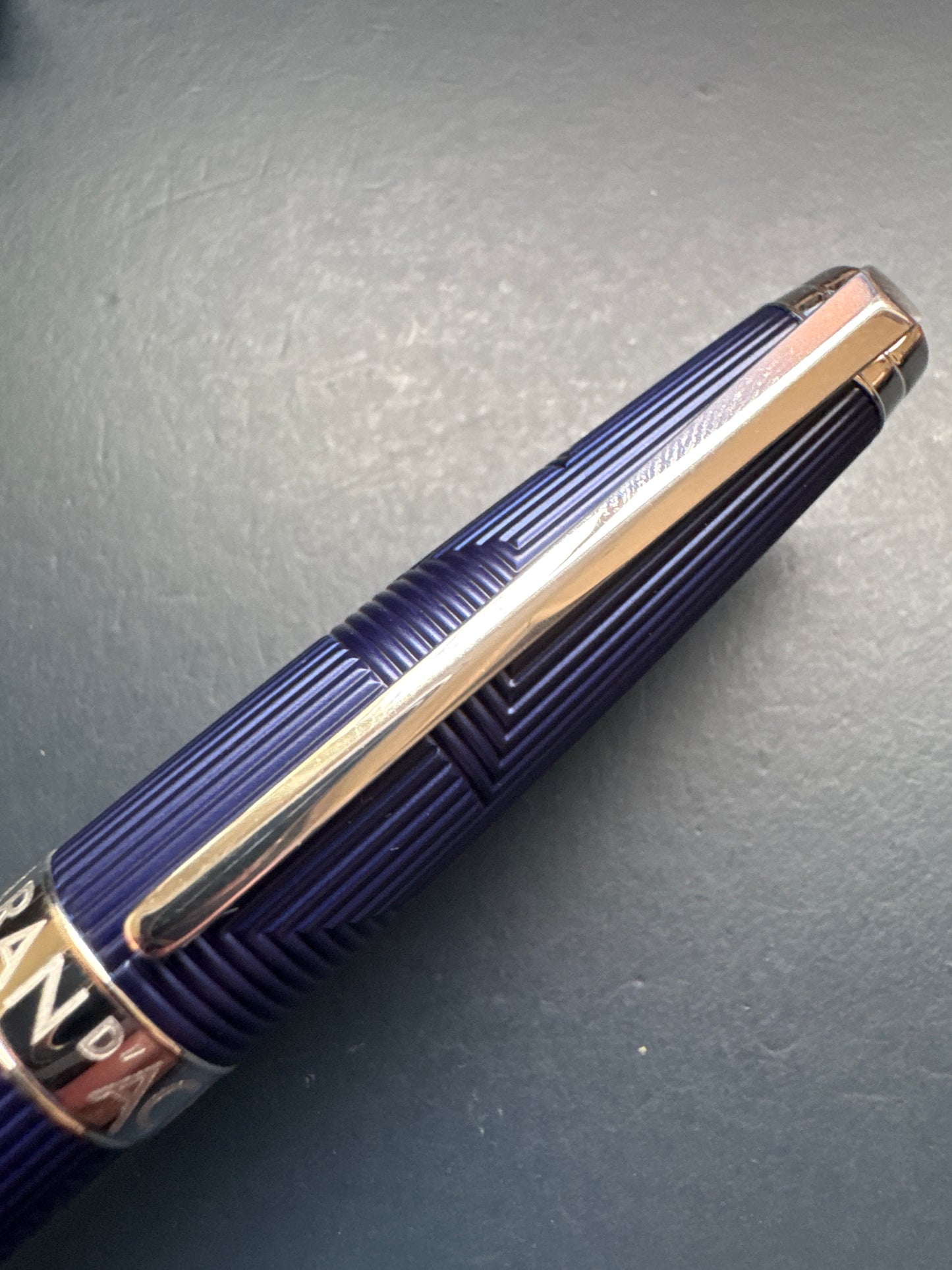 Caran d'Ache Leman Bleu Marin Fountain Pen Fine Nib