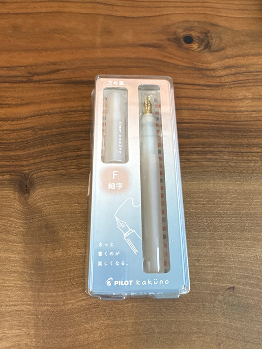 Pilot Kakuno Fountain Pen Drowsy White