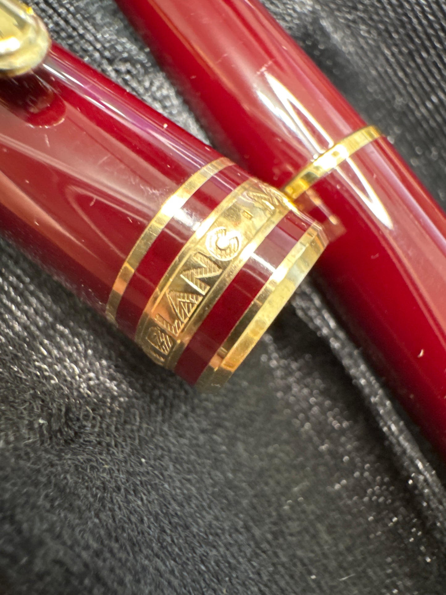 Montblanc 163R Burgundy Roller Ball Pen