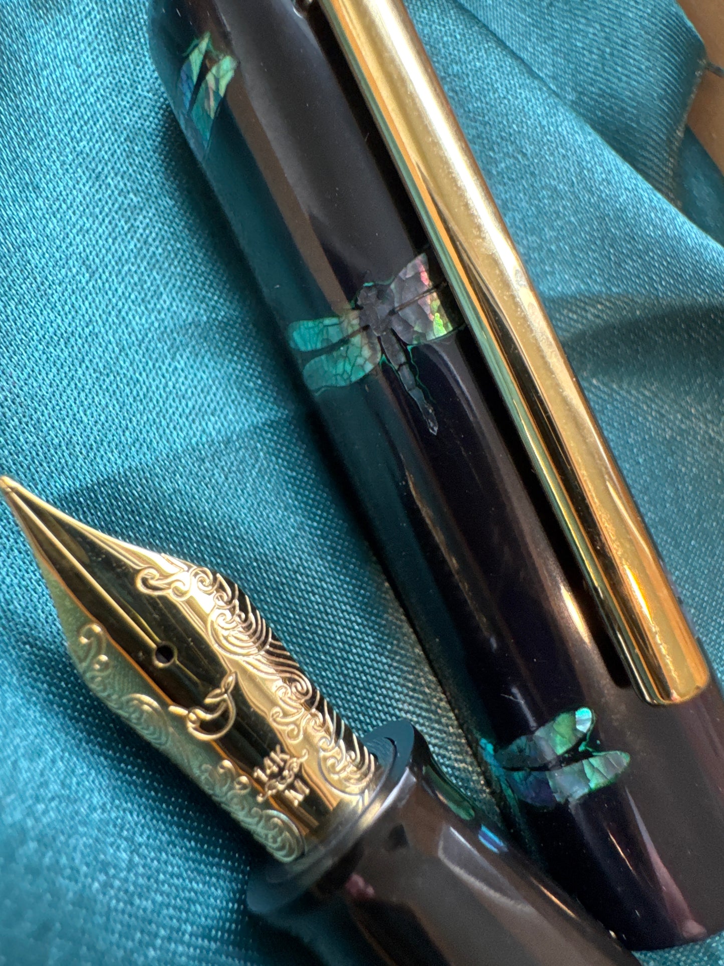 Nahvalur Ikkaku Dragonfly Fountain Pen Medium Nib