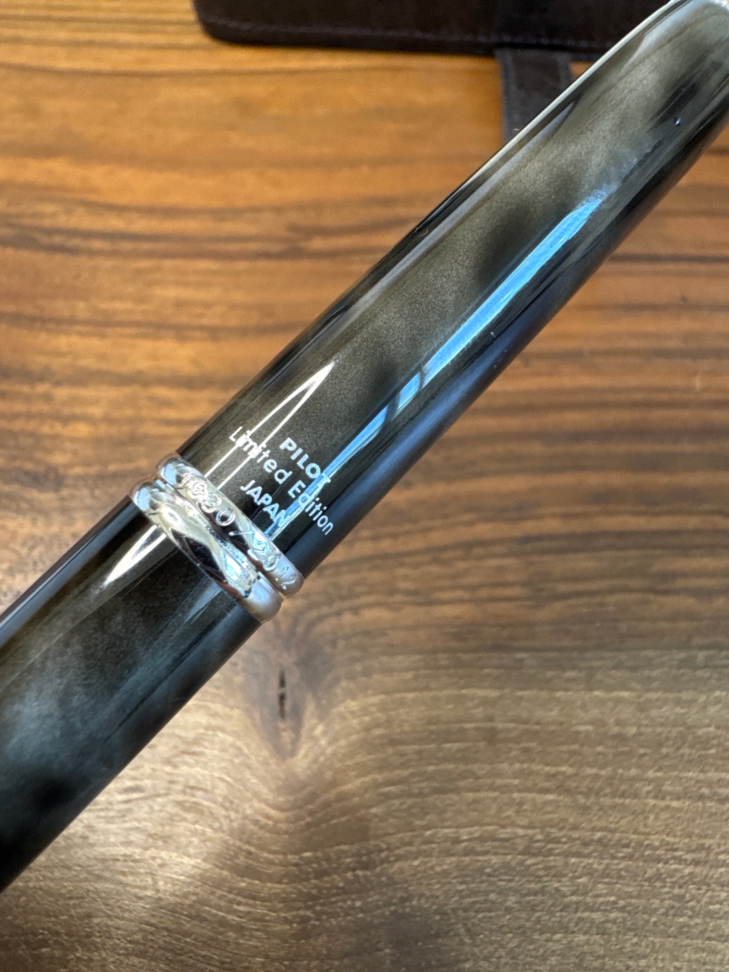 Pilot Vanishing Point Limited Edition 2012 Black Marble