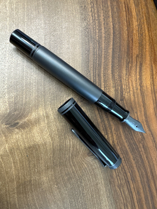 Pelikan M809 Souveran Black Matte Fountain Pen