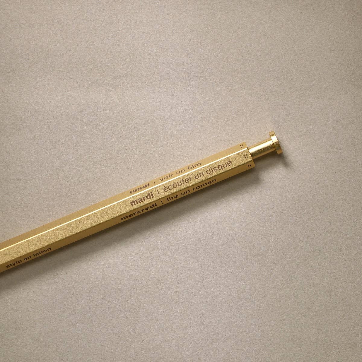 Gel Brass Ballpoint Pen / MARK'STYLE: Gold