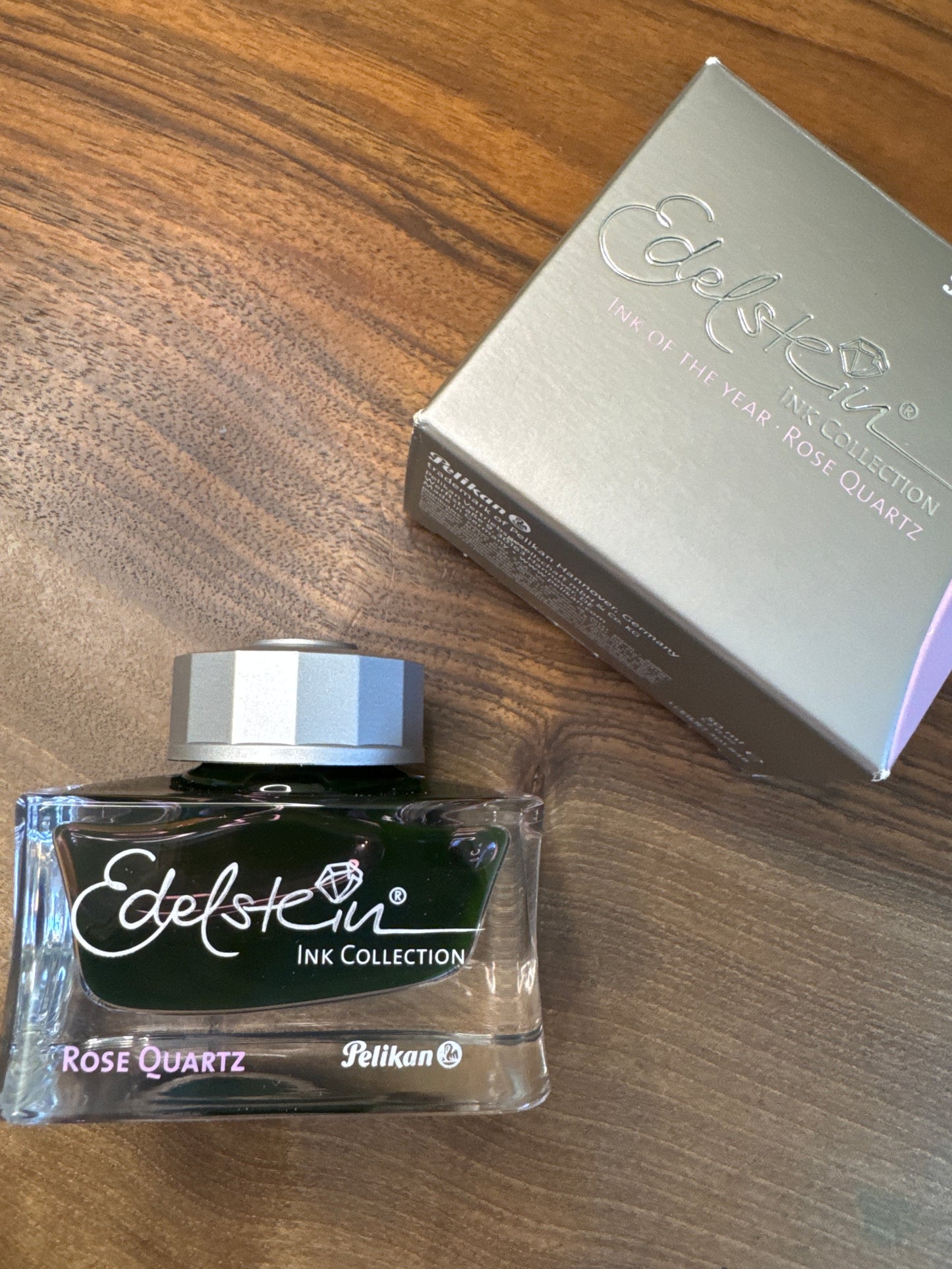 Pelikan 2023 Ink of the Year Rose Quartz