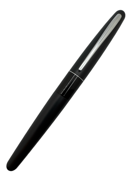 Pilot Metropolitan Black Fountain Pen Calligraphy Medium