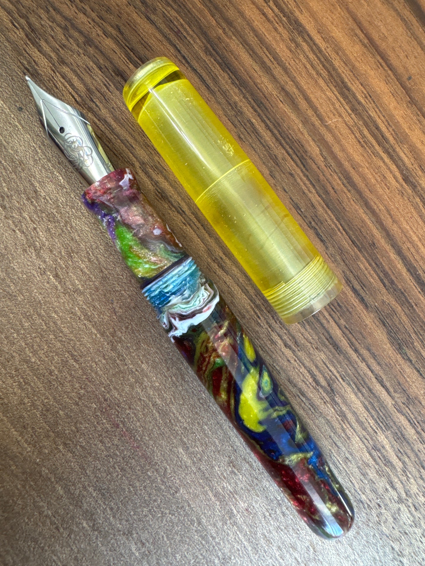Hinze Pen Co Taschenstift Fountain Pen Atlantis Rising w/acrylic cap