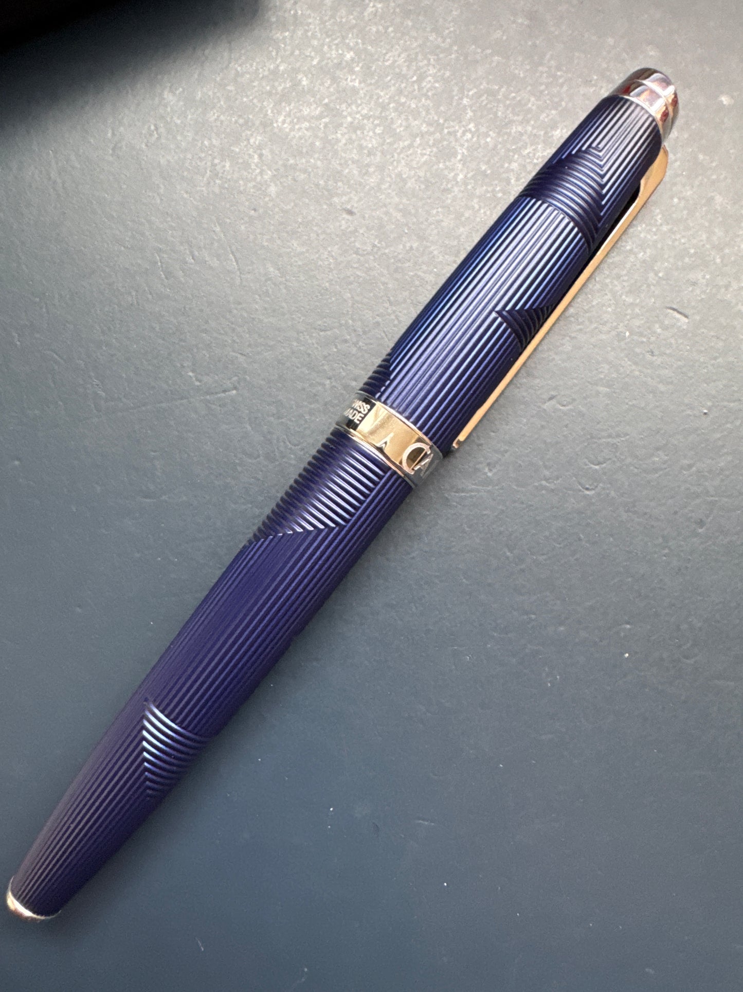 Caran d'Ache Leman Bleu Marin Fountain Pen Fine Nib