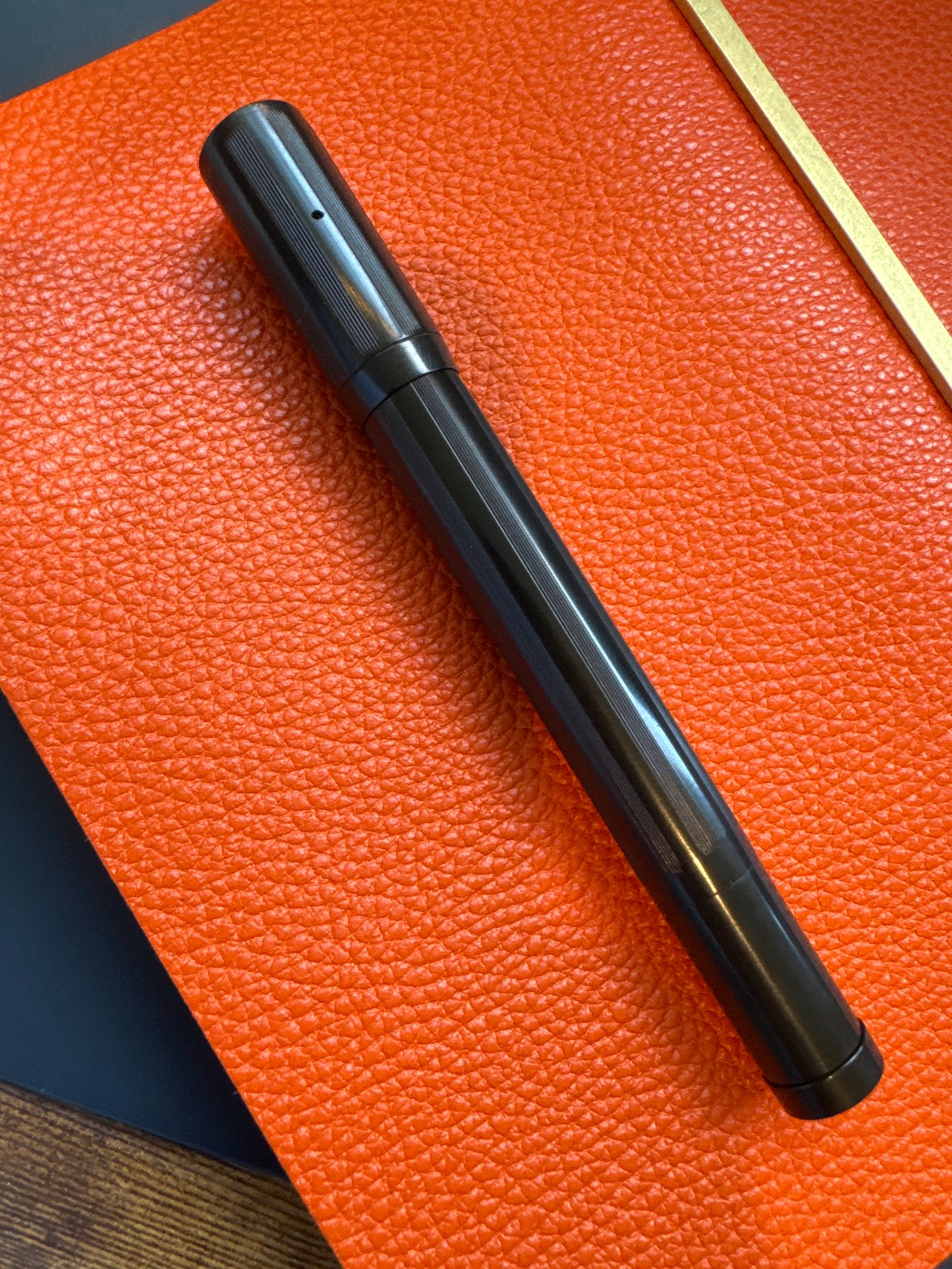Rally 18K Black Vertical Chased Hard Rubber Safety Fountain Pen