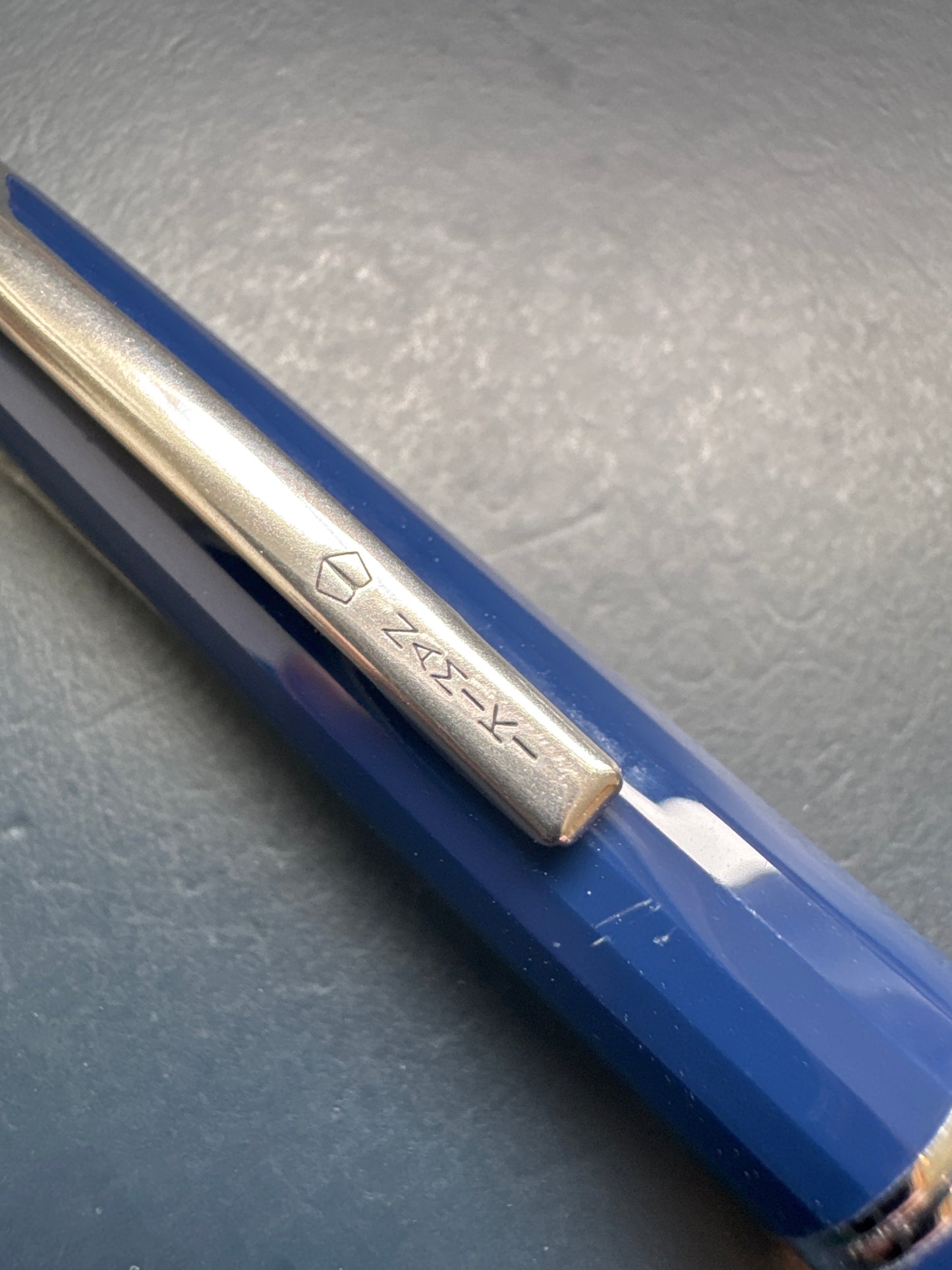 Namiki Capless ( Vanishing Point) Faceted Fountain Pen Dark Blue