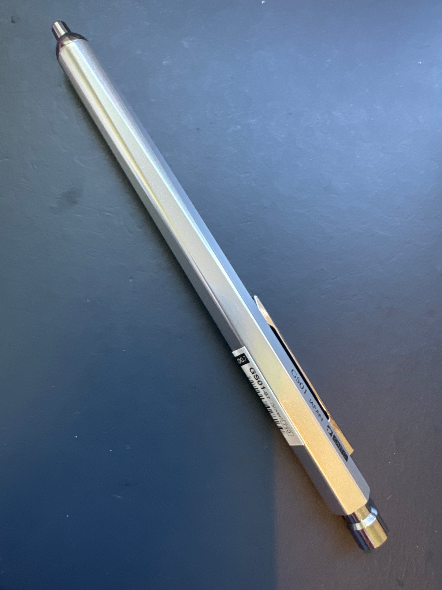 OHTO BALLPOINT PEN HORIZON GS01 0.7MM