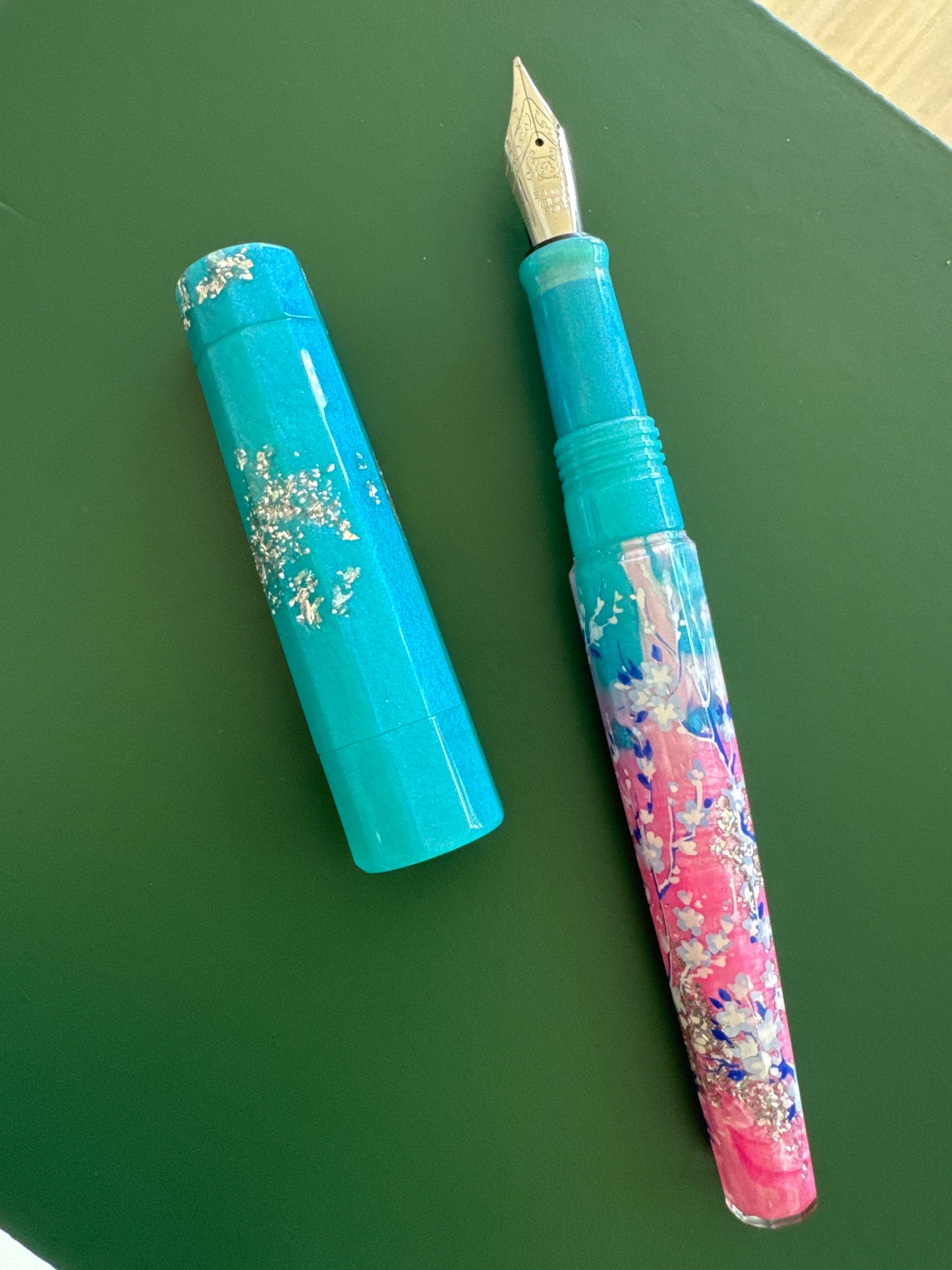 Benu Euphoria Direct Exclusive Fountain Pen