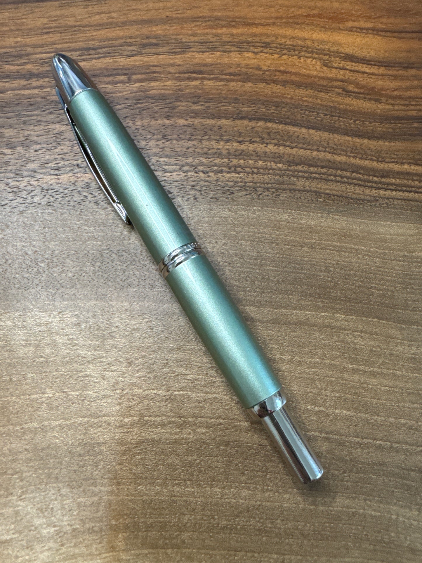 Pilot Vanishing Point Limited Edition 2010 Ice Green