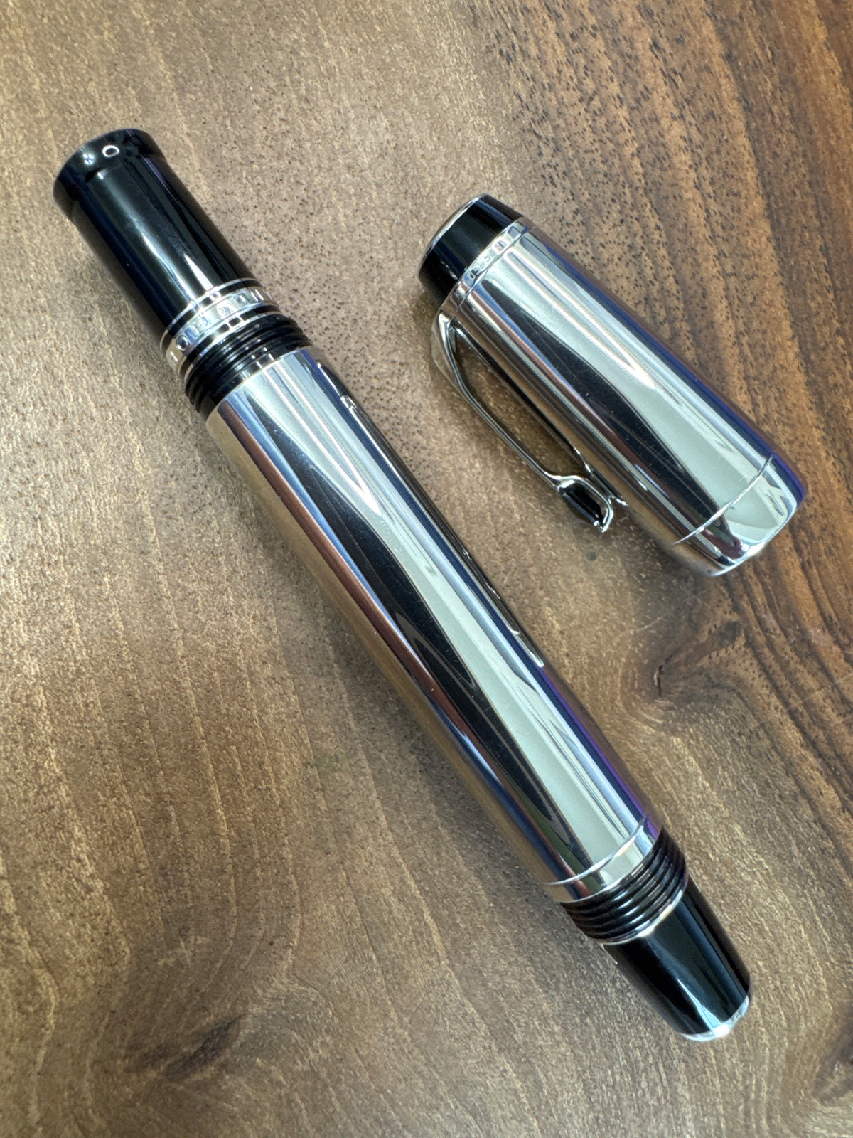 Montblanc Boheme Retractable Fountain Pen Silver with Black trim