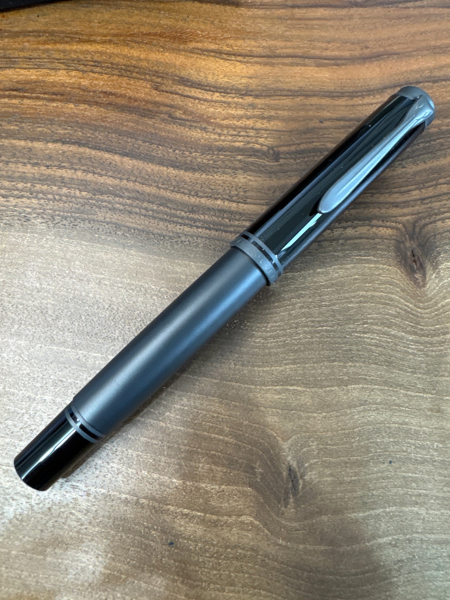 Pelikan M809 Souveran Black Matte Fountain Pen