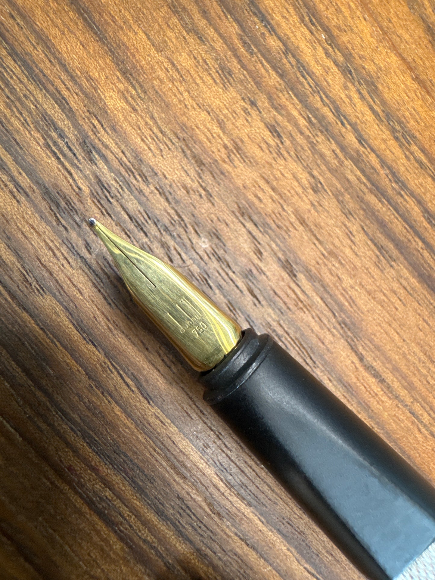 Alfred Dunhill Silver Gemline Classic Fountain Pen