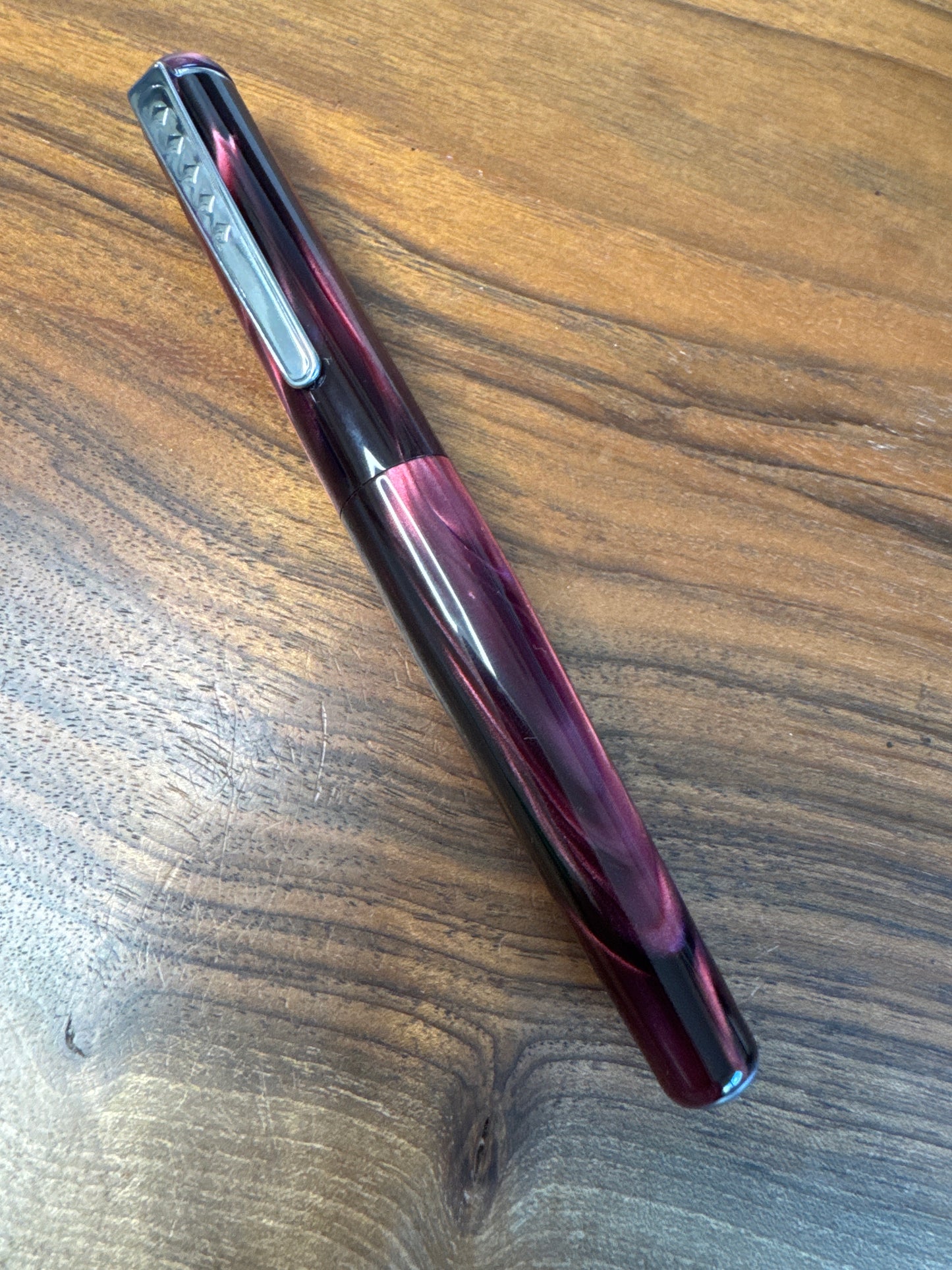 Tom Hessin Charles Castle Claret Fountain Pen