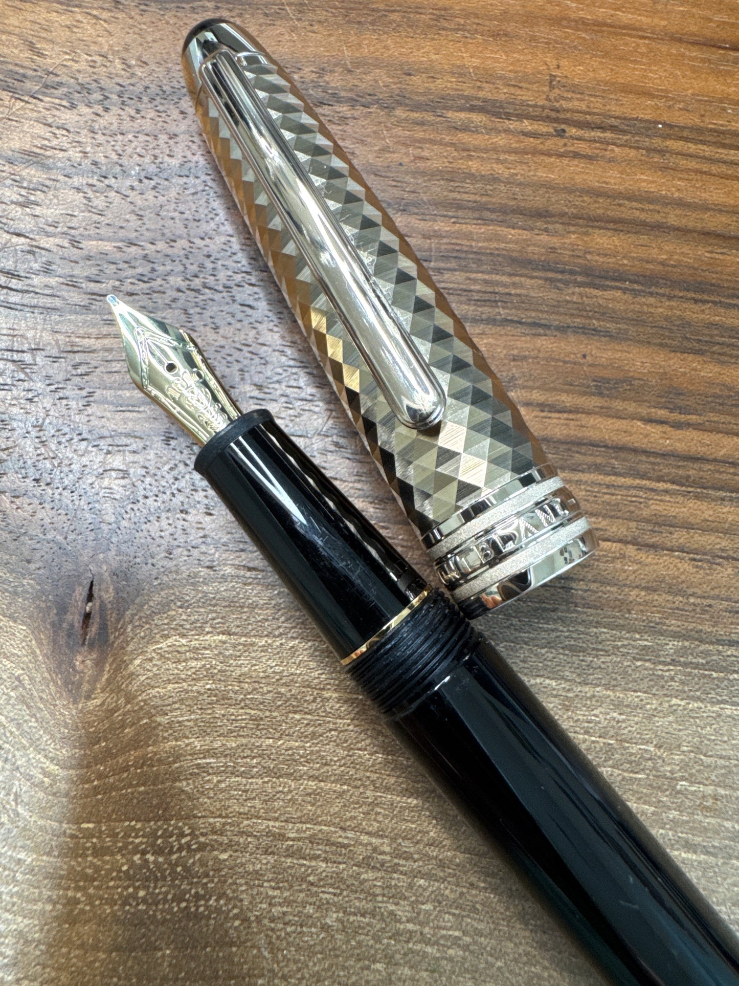 Montblanc Geometry Doue Fountain Pen