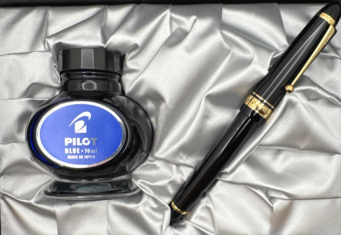 Pilot Custom 743 Black Fountain Pen SFM