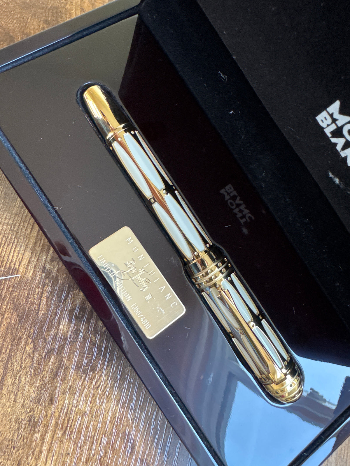 Montblanc Pope Julius Fountain Pen
